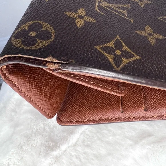 Louis Vuitton Classic Monogram Canvas Continental Wallet
